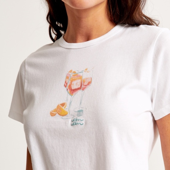 Abercrombie & Fitch Short-Sleeve Cocktail Graphic Skimming Tee - Picture 5 of 8